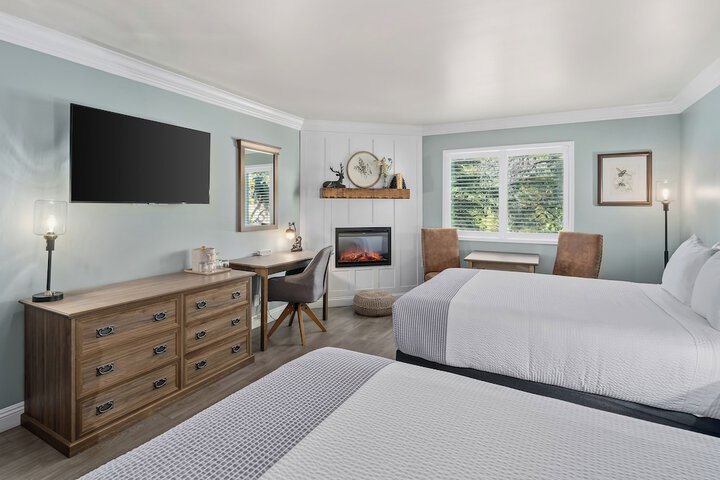 Cambria Pines Lodge