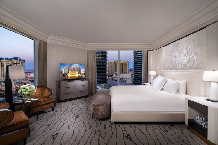 Room 27 of 121