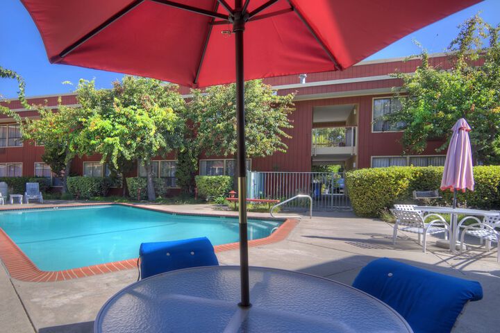 Pool 7 of 46