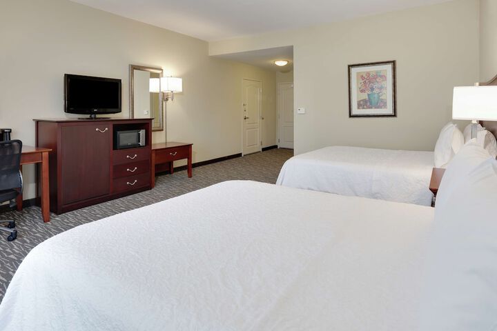 Room 28 of 49