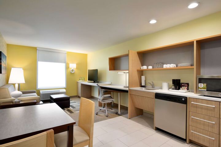 Room 12 of 33