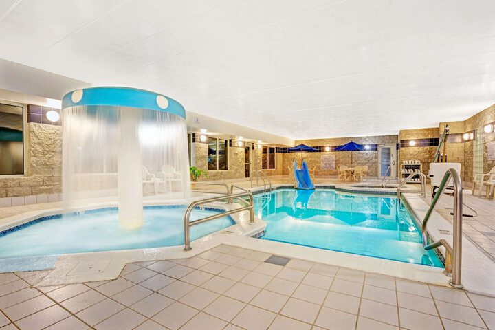 Pool 4 of 16