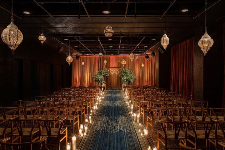 Ballroom/Hall 113 of 131
