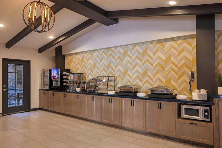 City Express by Marriott Manhattan Beach