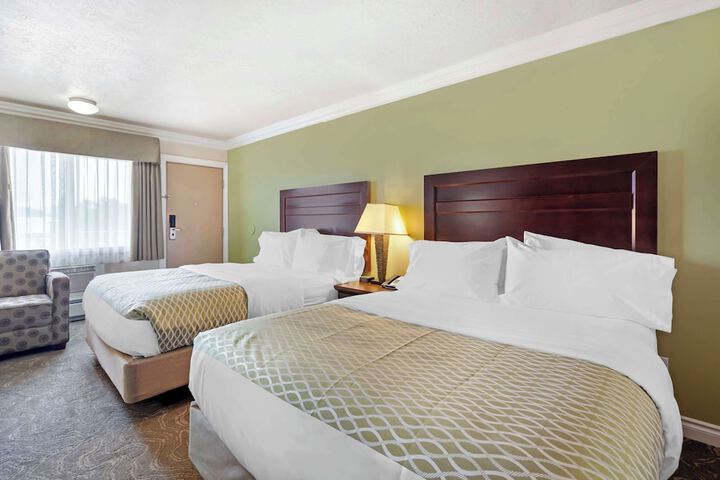 Best Western Plus Mirage Hotel & Resort