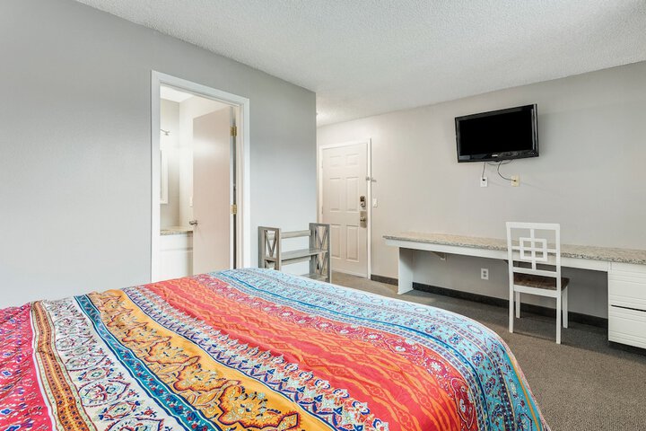 Room 356 of 399