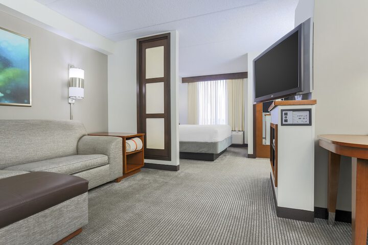 Room 15 of 25