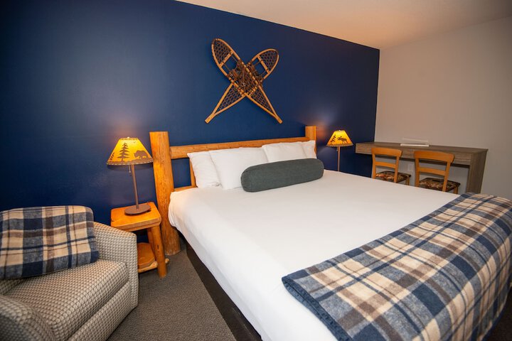 Room 34 of 66