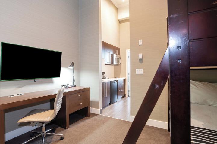 Room 20 of 41