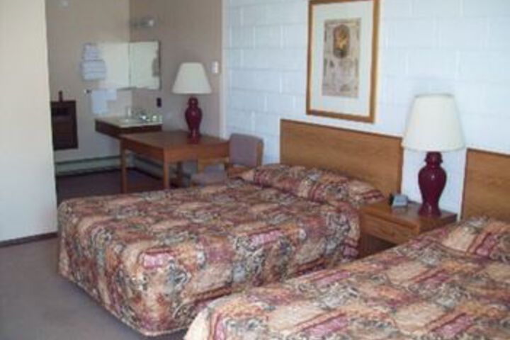 Chateau Motel