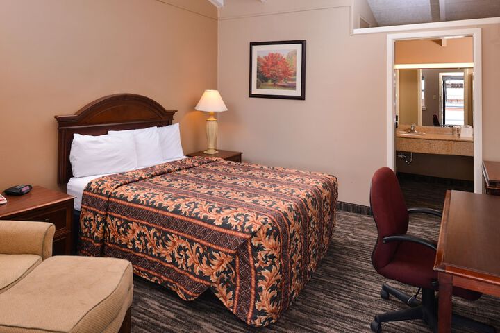 Room 22 of 35