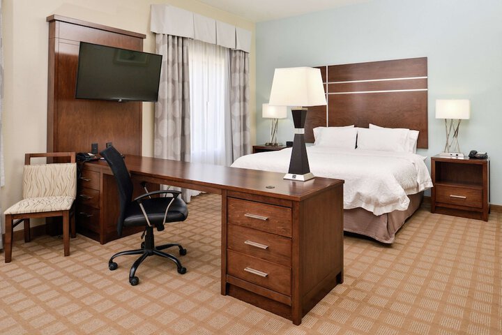 Room 16 of 50