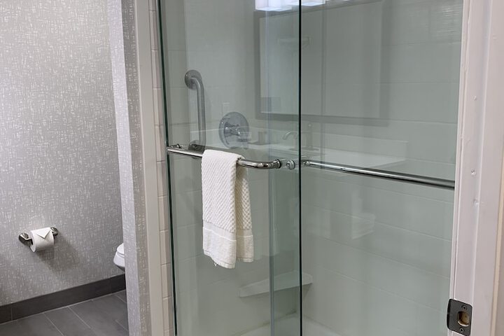 Room 9 of 20