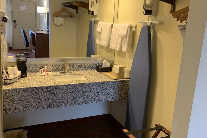 Room 20 of 25