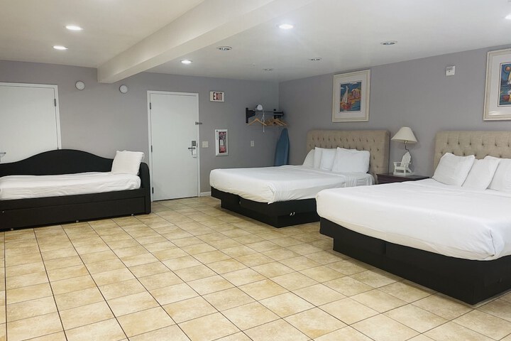 Room 29 of 62