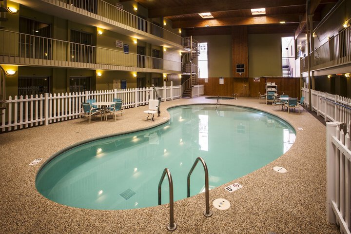 Pool 2 of 62