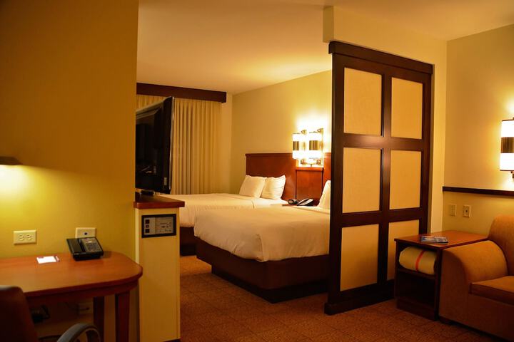 Room 19 of 34