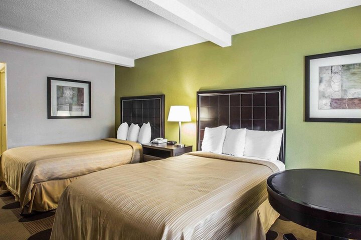 Quality Inn Greenwood Hwy 25