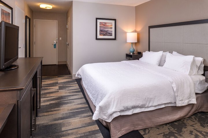 Room 40 of 61