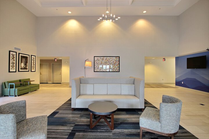 Hotel Interior 19 of 99
