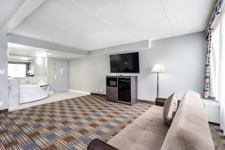 Baymont by Wyndham Addison