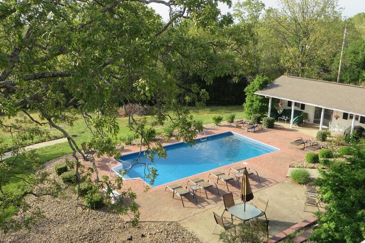 Pool 9 of 44