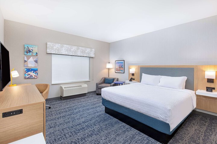 Hampton Inn Albertville
