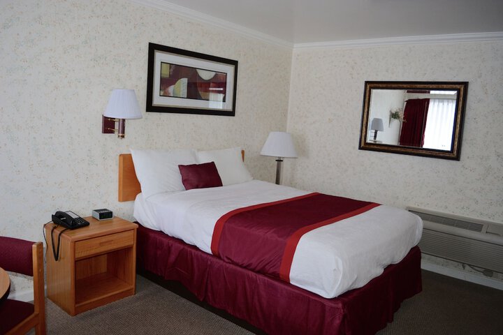 Room 35 of 38