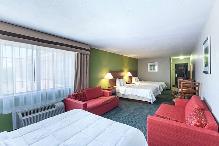 Room 21 of 29