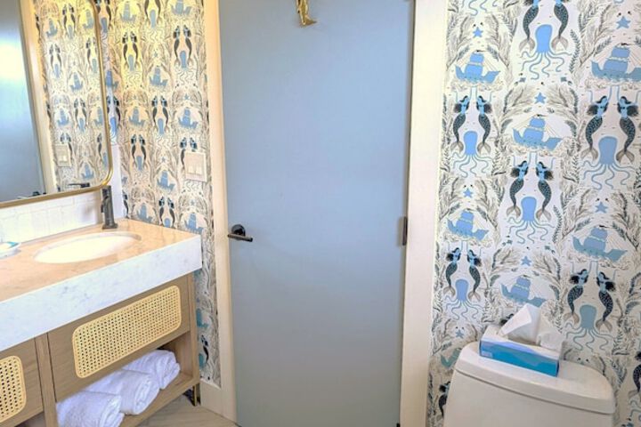 Room 20 of 61
