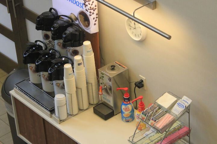 Breakfast/Coffee Service 50 of 60