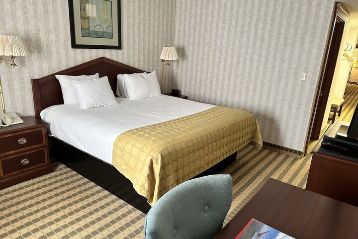 Room 11 of 62