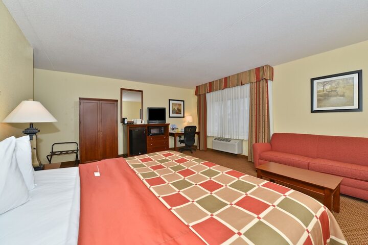 Room 42 of 76