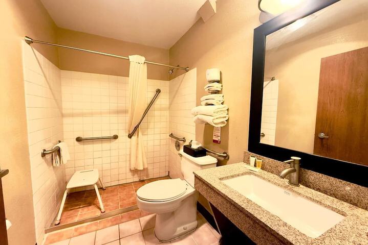 Super 8 by Wyndham Melrose