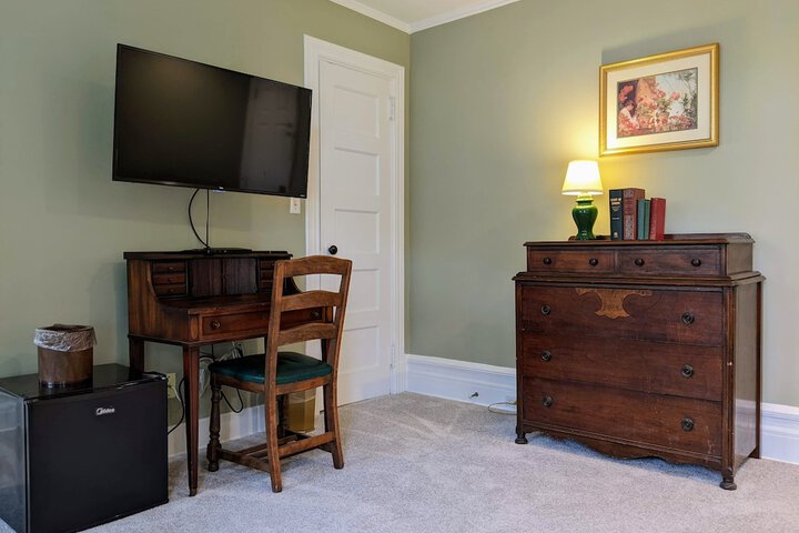 Room 39 of 239