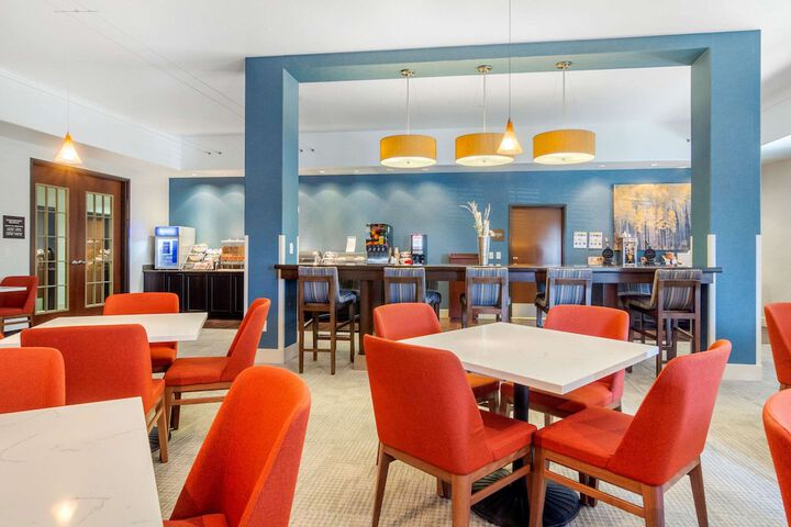 Comfort Inn & Suites Brighton Denver NE Medical Center