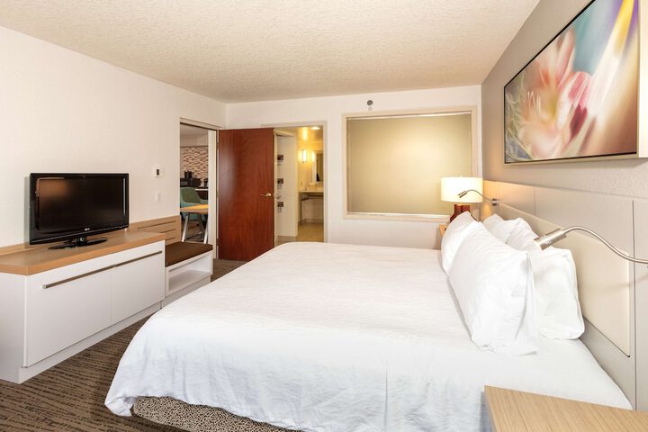 Room 46 of 115