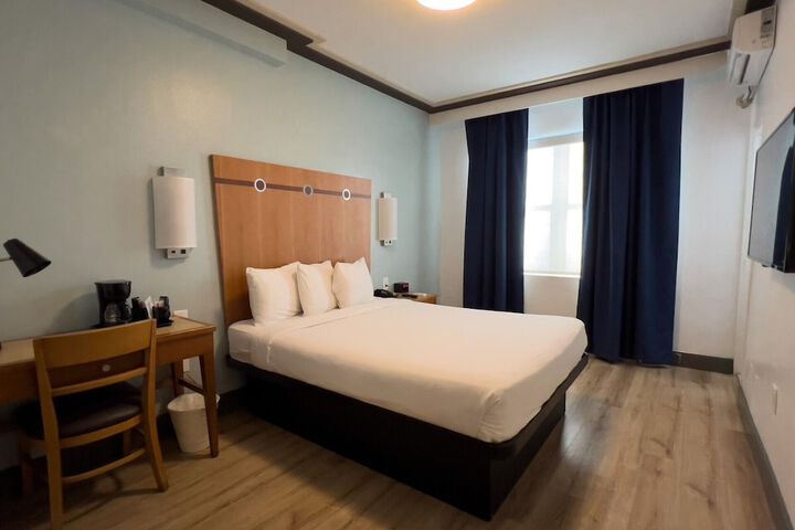Room 18 of 56