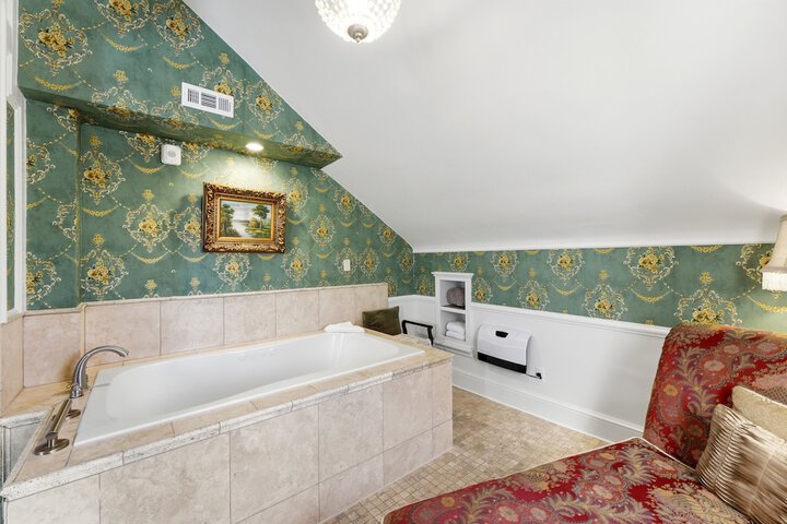 Heber Senator Bed and Breakfast