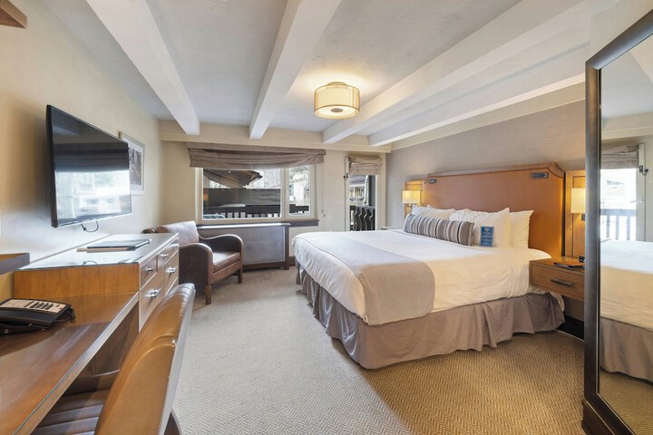 The Lodge at Vail a RockResort by Vail Resorts