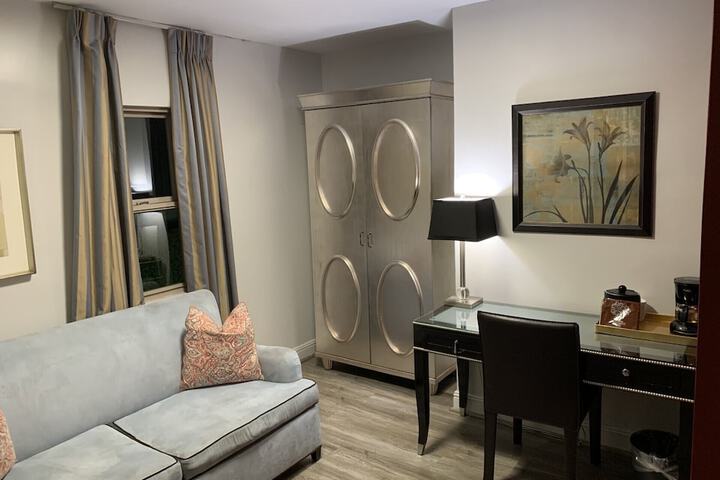 Room 29 of 66