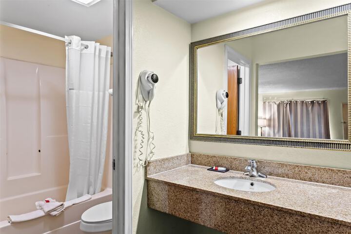Americas Best Value Inn Grayson