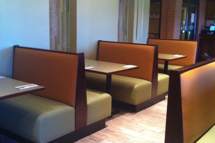 Lounge 50 of 55