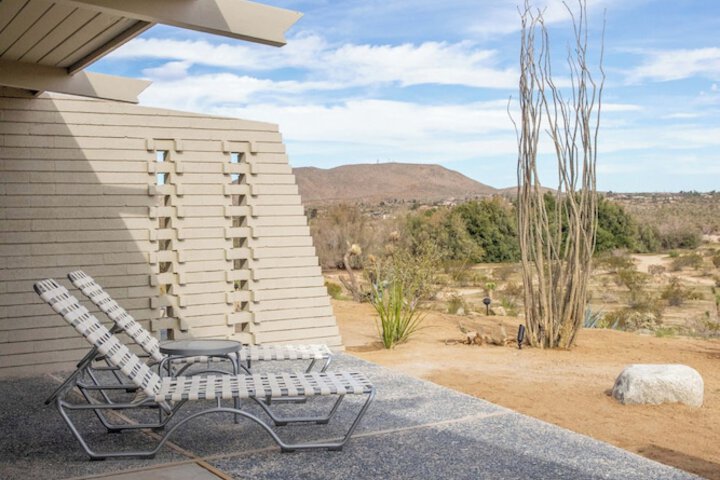 Terrace/Patio 50 of 58