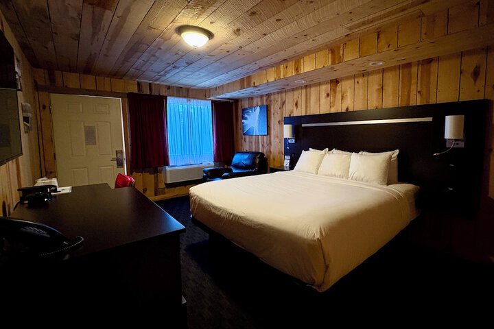 Americas Best Value Inn Wall
