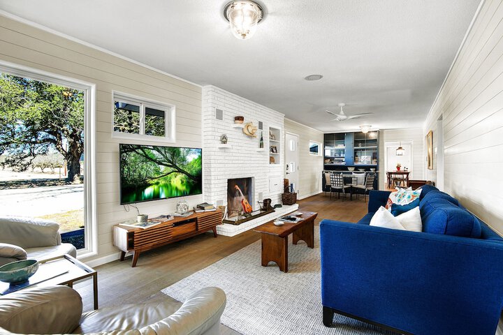 Stunning Home-right Across From Albert Dance Hall!