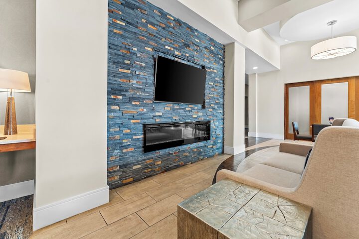 Holiday Inn Express Hotel & Suites Albany by IHG