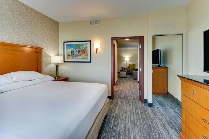 Room 22 of 53