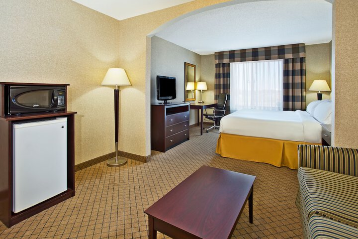 Room 30 of 37