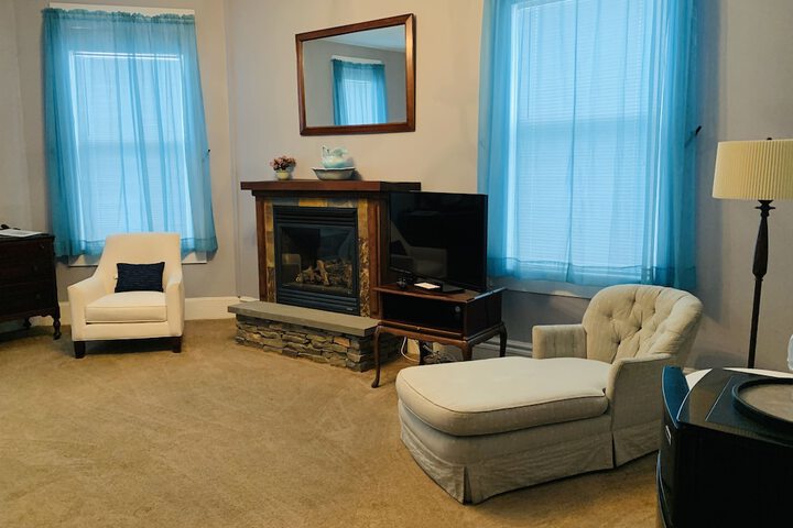 Room 16 of 35